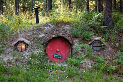 There’s a Hobbit House in Montana – and you can stay there!